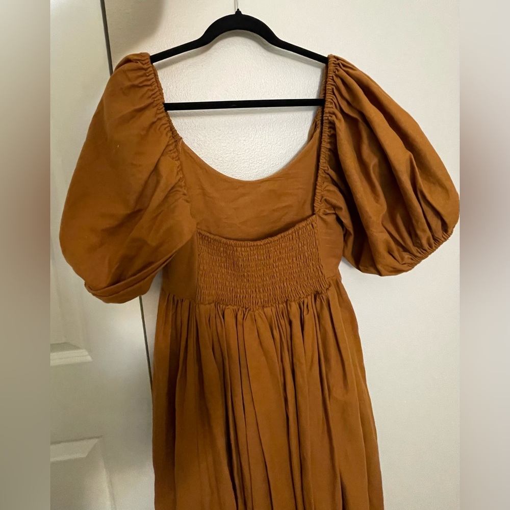 Elegant Brown Midi Dress - Picture 10 of 16